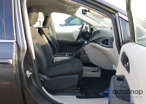 2020 Chrysler Pacifica Touring из США, поврежденный, VIN 2C4RC1FG8LR135780